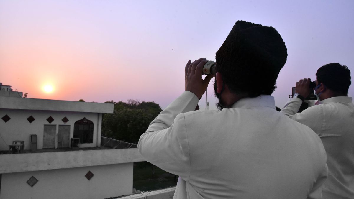 Ramzan 2023 Moon Sighting LIVE Muslims In Saudi Arabia UAE Gear Up To Ramzan 2023 Moon Sighting LIVE Muslims In Saudi Arabia UAE Gear Up To